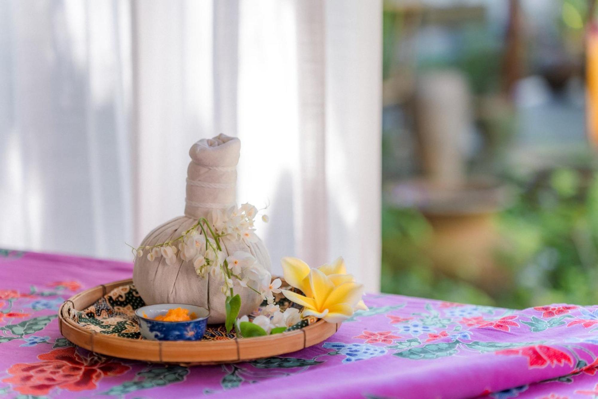 Resor Express Patong By Ihg Phuket